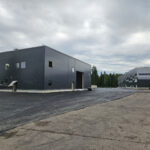 Muovinkierrätyslaitoksen rakennustyömaa heinäkuussa 2025.